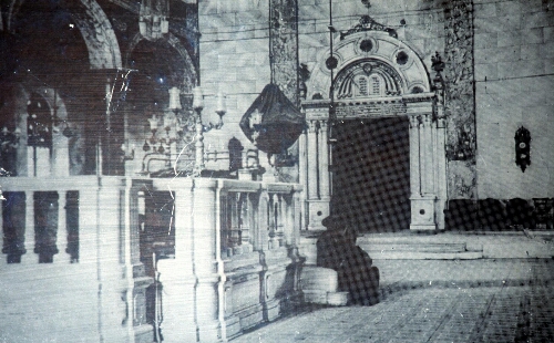 Intérieur de la synagogue Italia à Salonique
